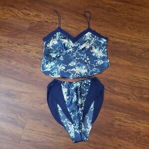 Vintage Victoria's Secret Navy Floral Dainty Fairy Sleep Set Size Medium